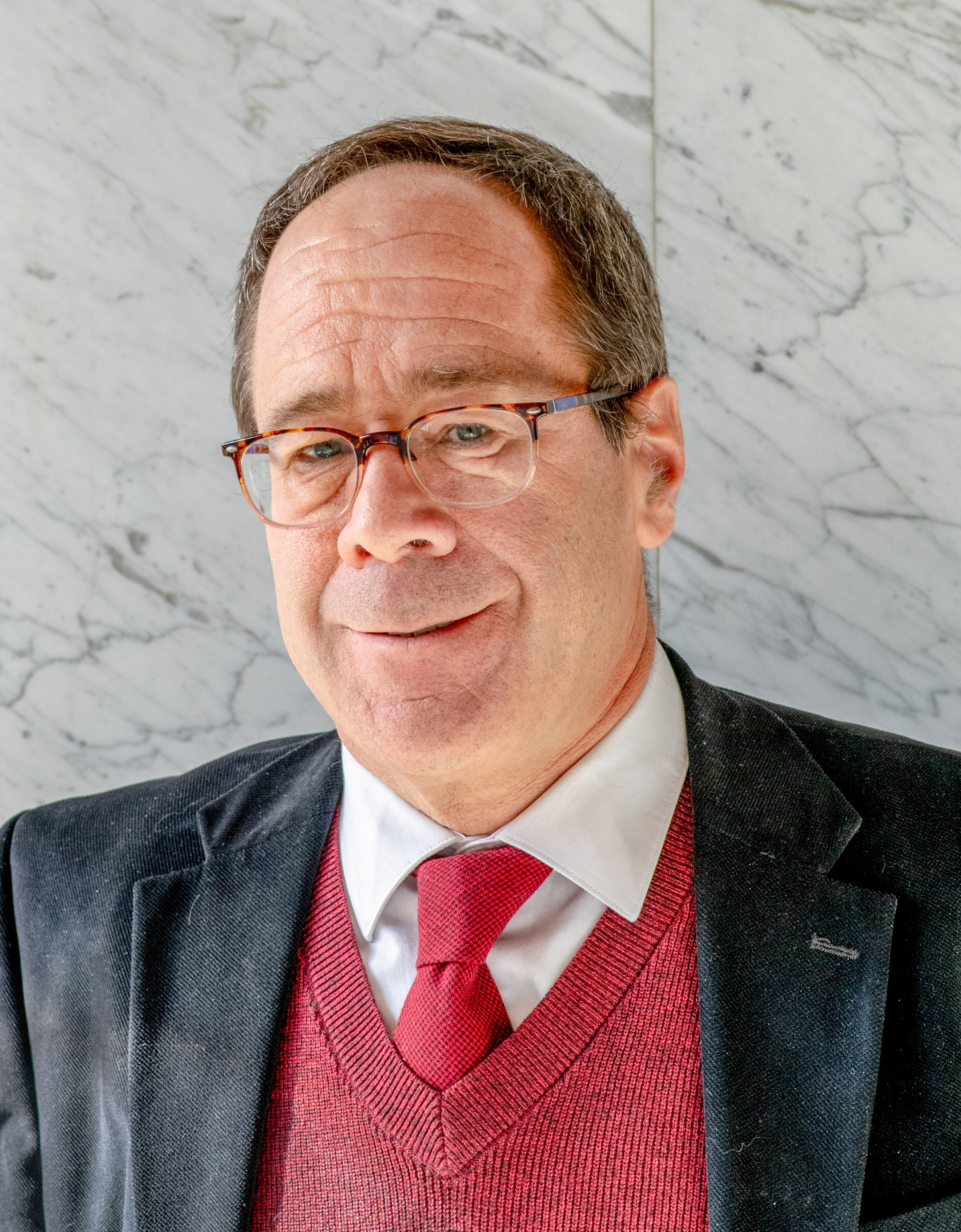 Richard Crane headshot